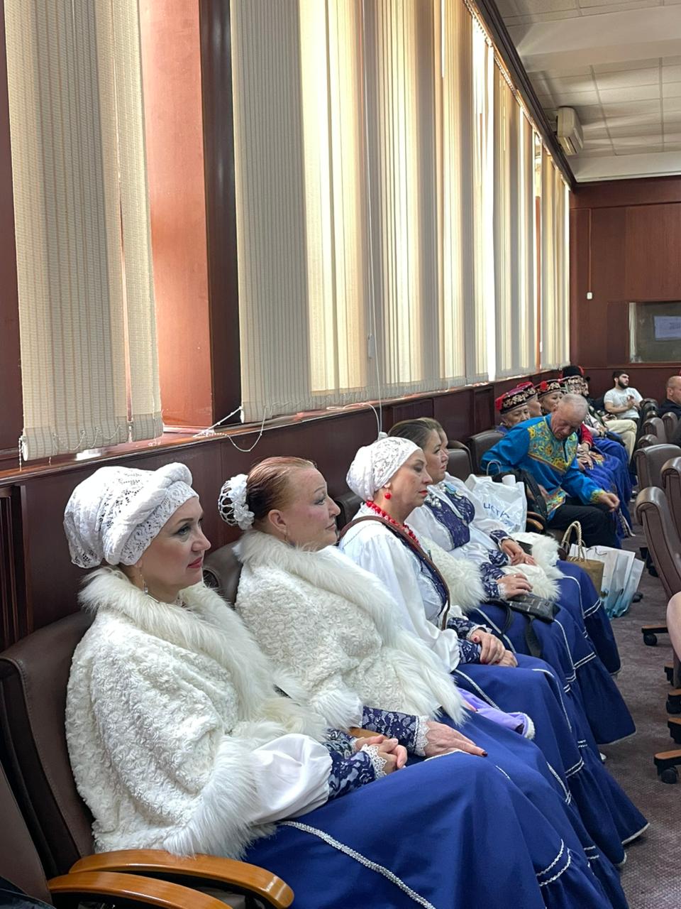 4 мая Международный фестиваль «Каспий-берега дружбы» продолжил свою работу. В конференц-зале Национальной библиотеки им. Р. Гамзатова состоялся круглый стол «Каспий - берега дружбы и единство народов России в международном культурном диалоге».
